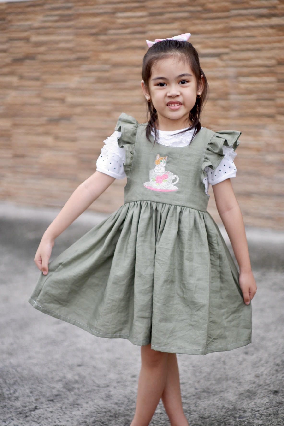 Mauve Pinafore